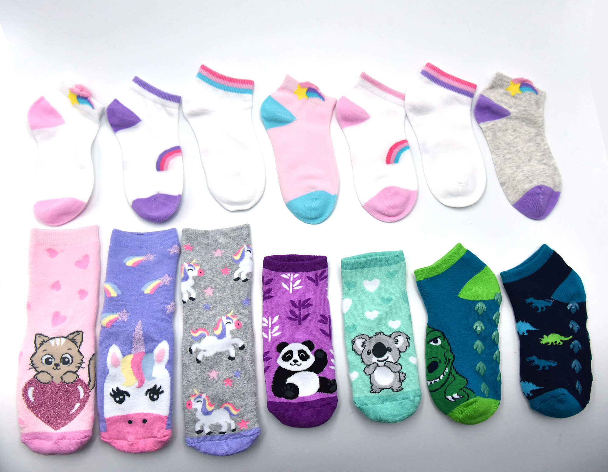 Private Label Kids Socks: Crafting Custom Comfort and Style for Little Feet