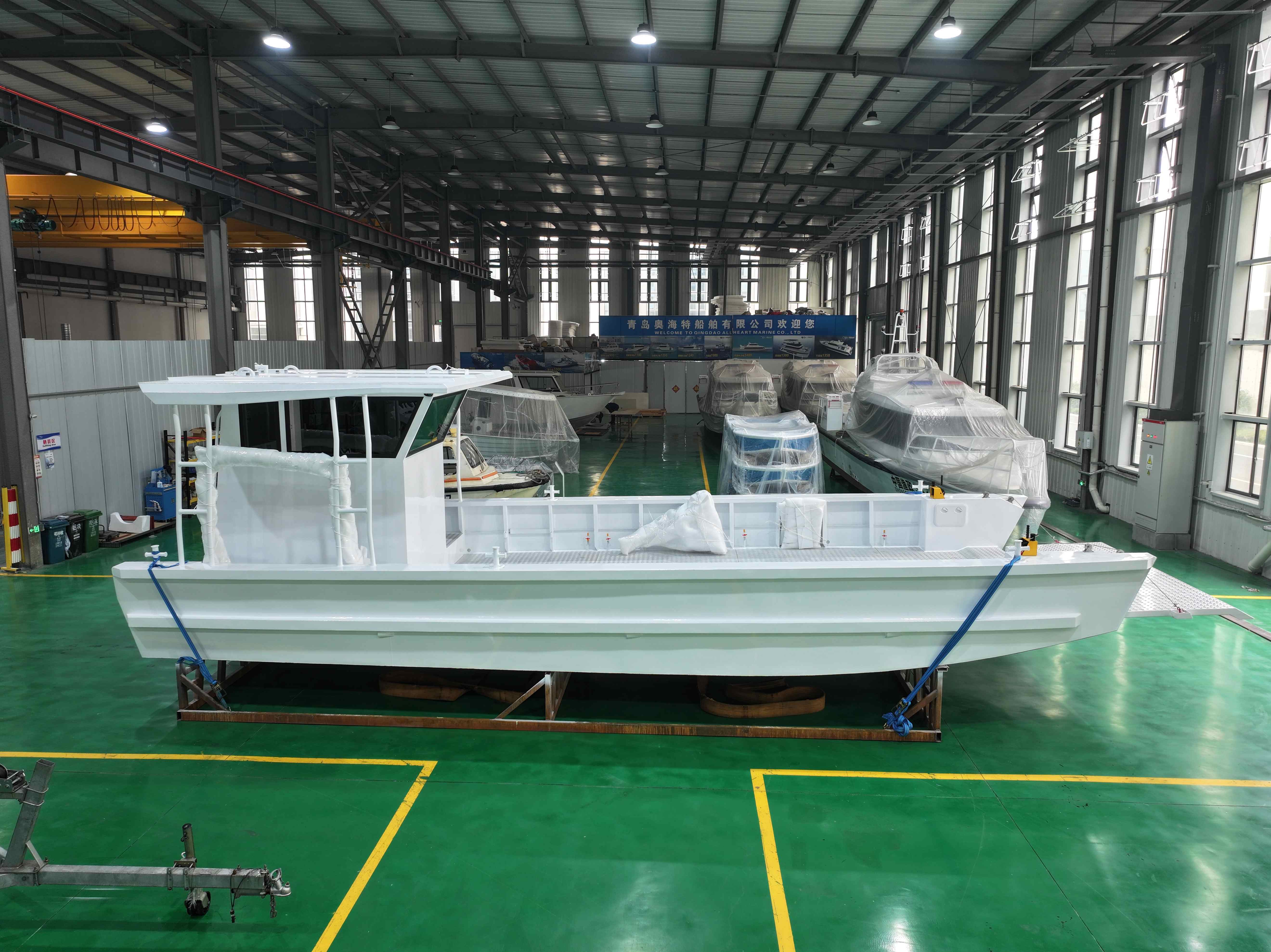 Top Landing Craft Barge Models for Shallow Water Operations